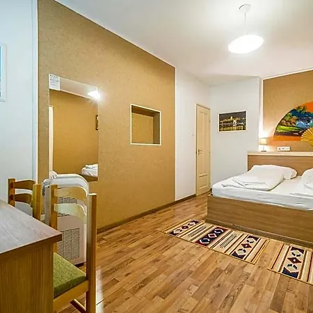 Silver Center 3* Budapest