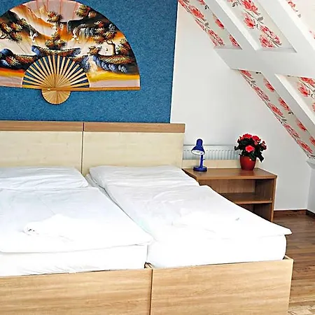 Silver Center 3*