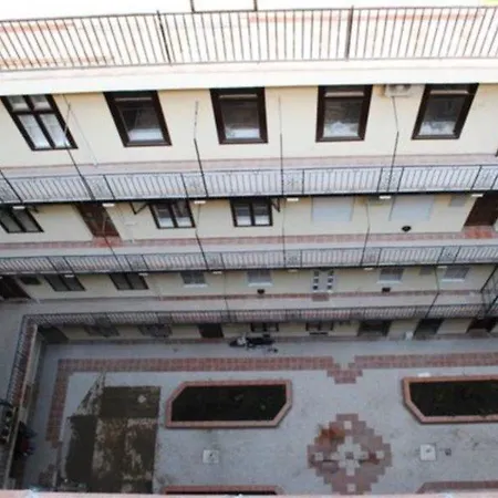 ホテル シルバー シティ センター 3*