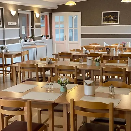 Silver Center 3* בודפשט