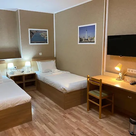 Silver Center מלון בודפשט