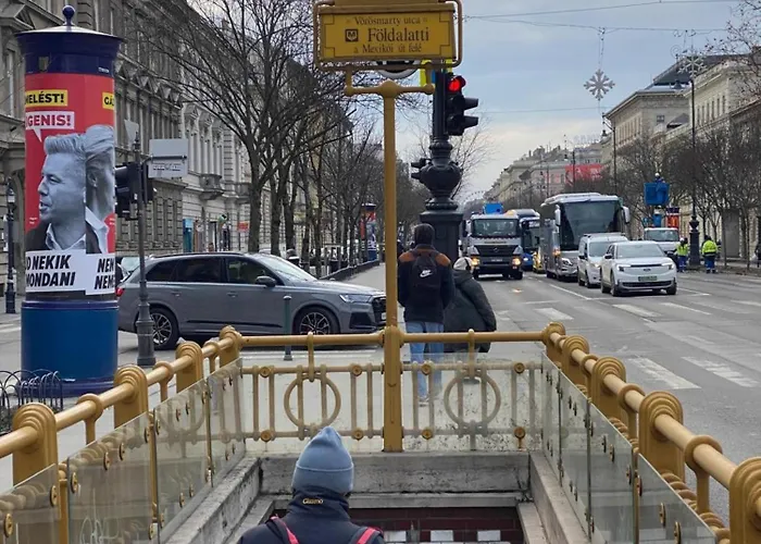 מלון Silver Center 3*